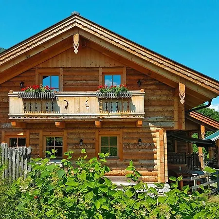 Chalet Steinbock, St Martin Am Tennengebirge Dağ evi *